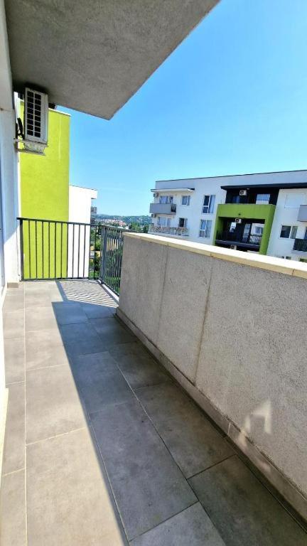 Cozy Apartment Prima Nufarul Oradea Eksteriør billede