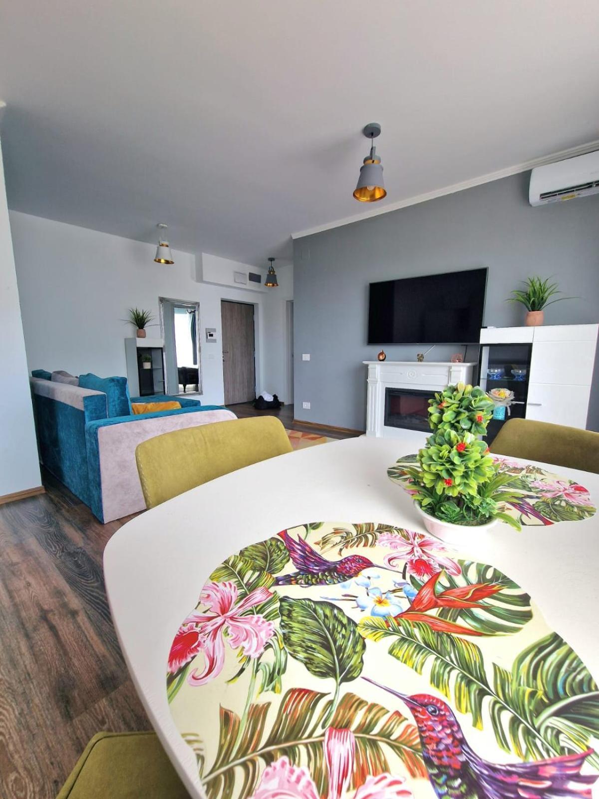 Cozy Apartment Prima Nufarul Oradea Eksteriør billede